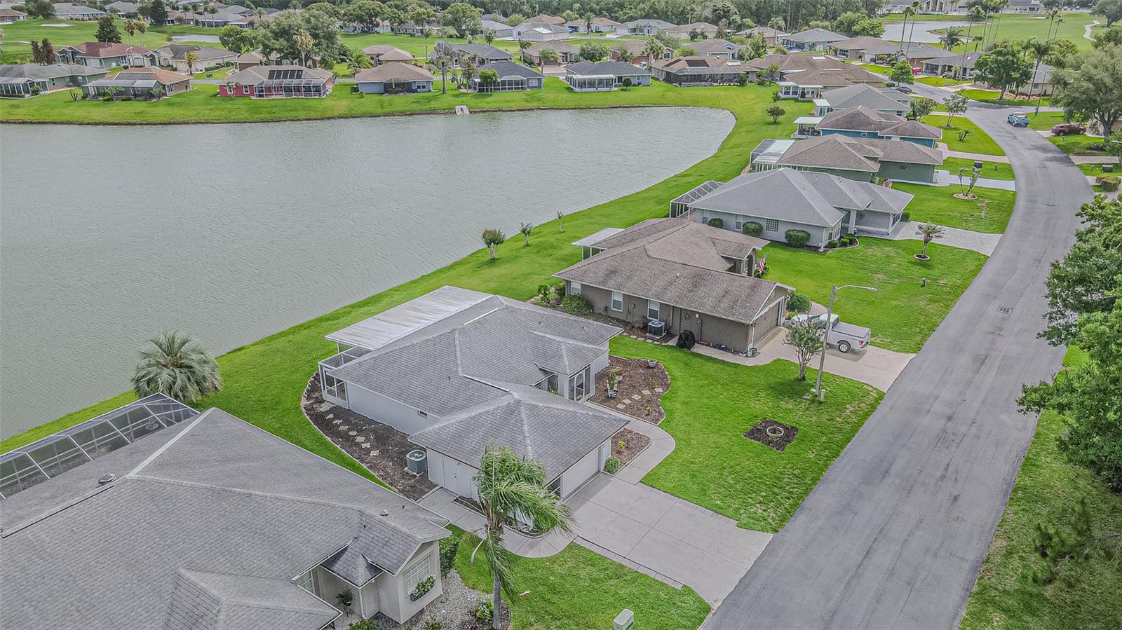 10535 MOSHIE LN, SAN ANTONIO, FL — photo 40