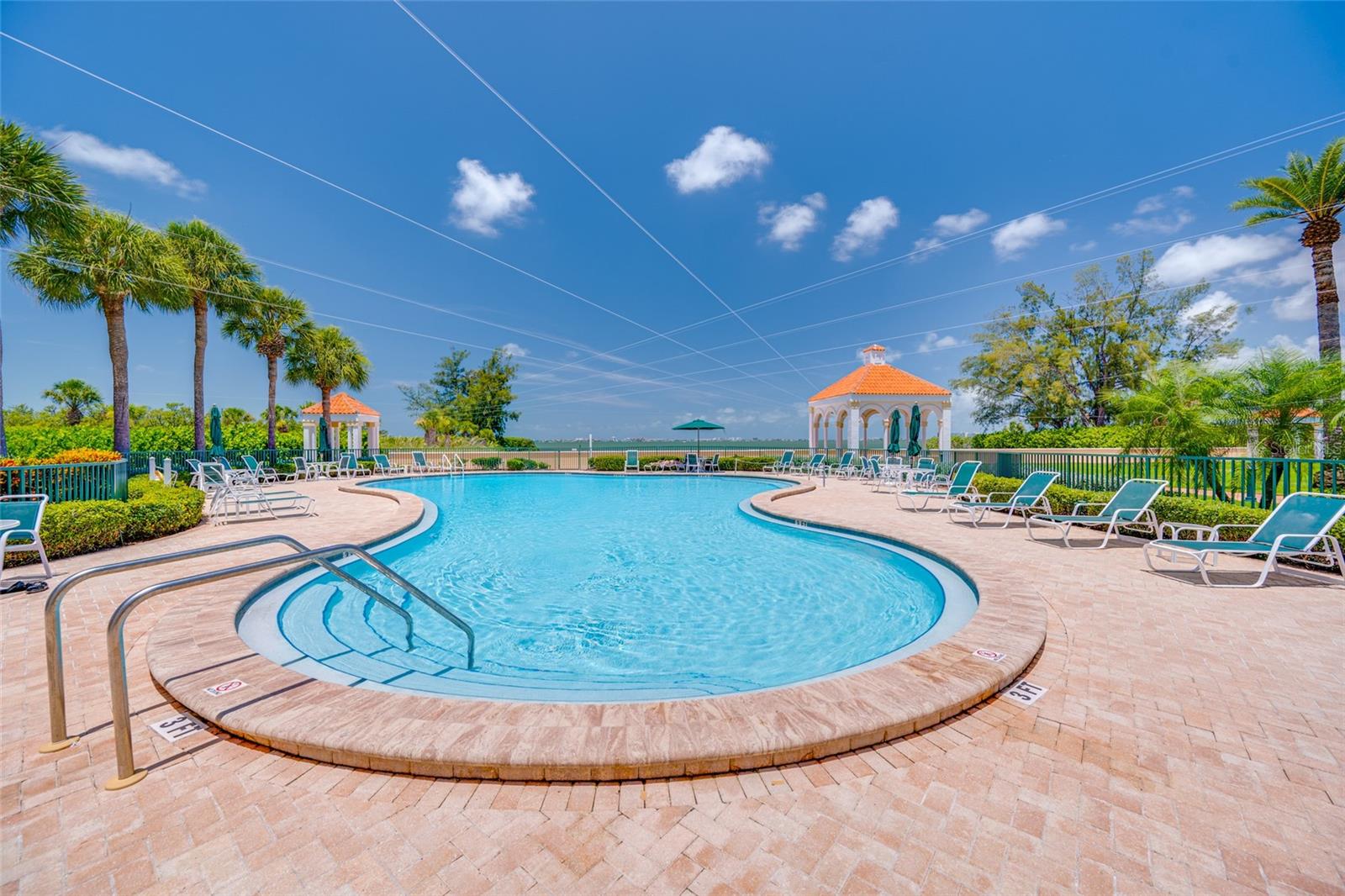 4750 DOLPHIN CAY LN S #509, ST PETERSBURG, FL — photo 70