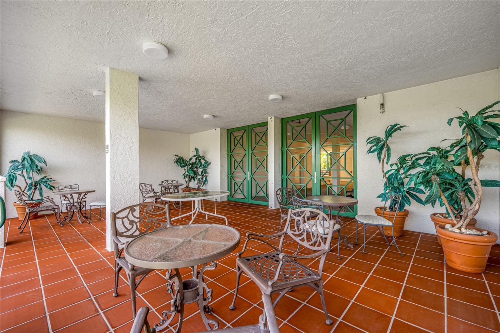 4750 DOLPHIN CAY LN S #509, ST PETERSBURG, FL — photo 53