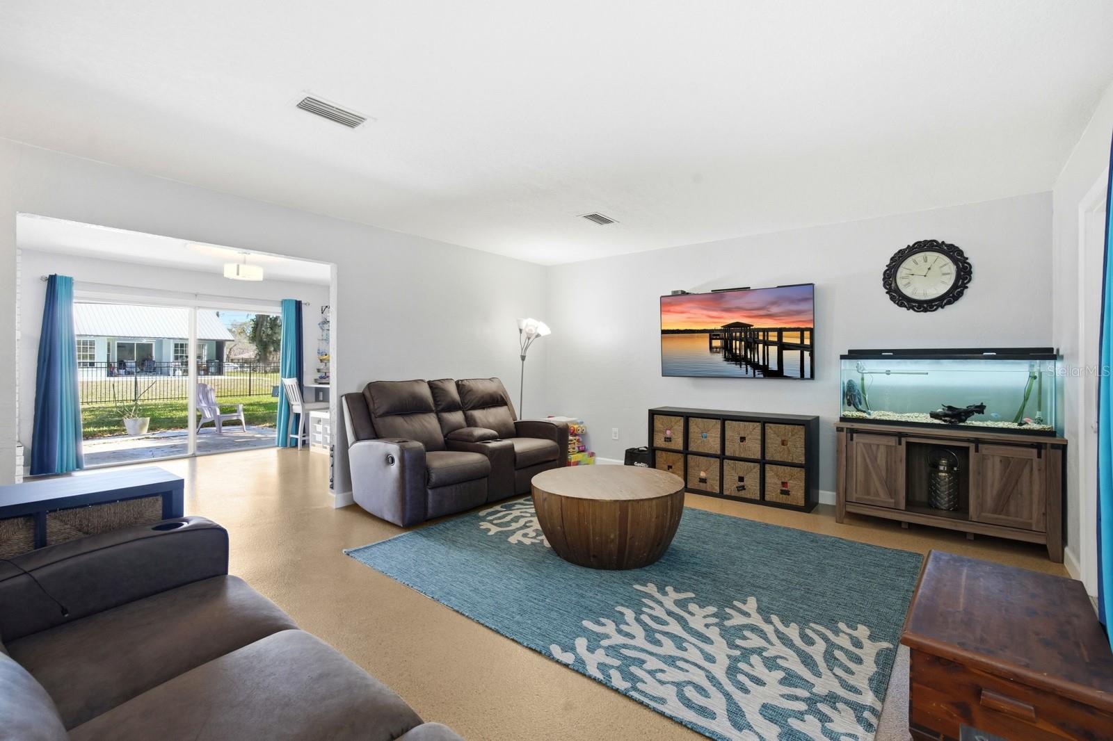 2329 LIME TREE, EDGEWATER, FL — photo 4
