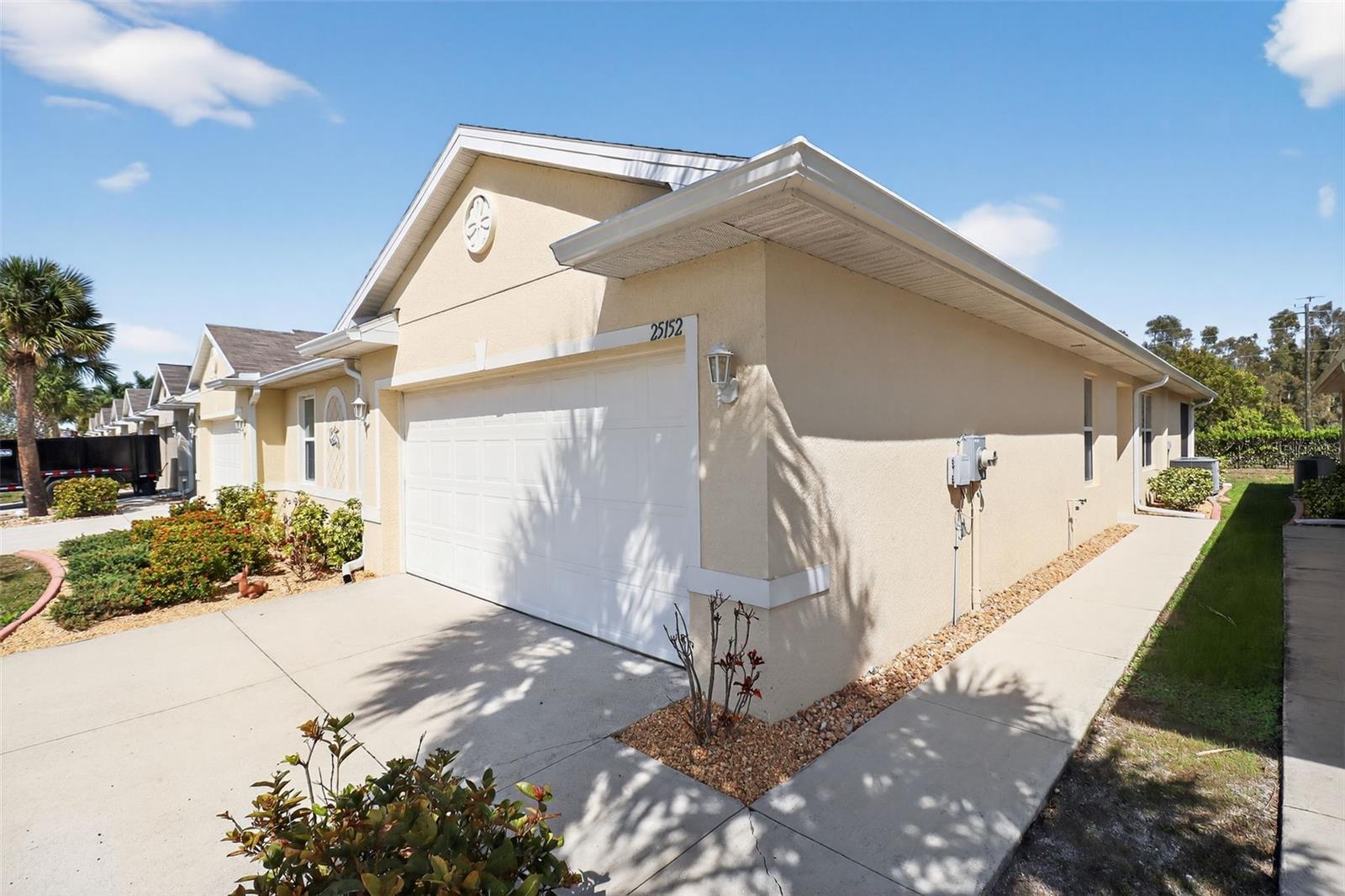 25152 E LENOX CIR, PUNTA GORDA, FL — photo 3