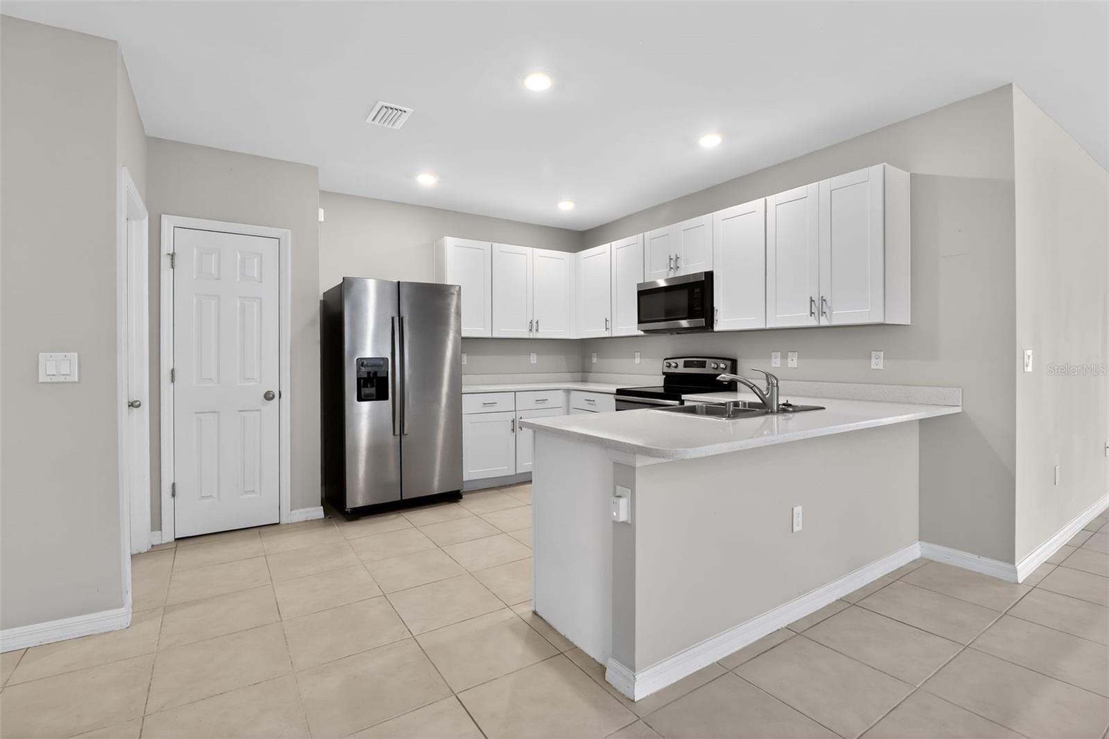 25152 E LENOX CIR, PUNTA GORDA, FL — photo 7