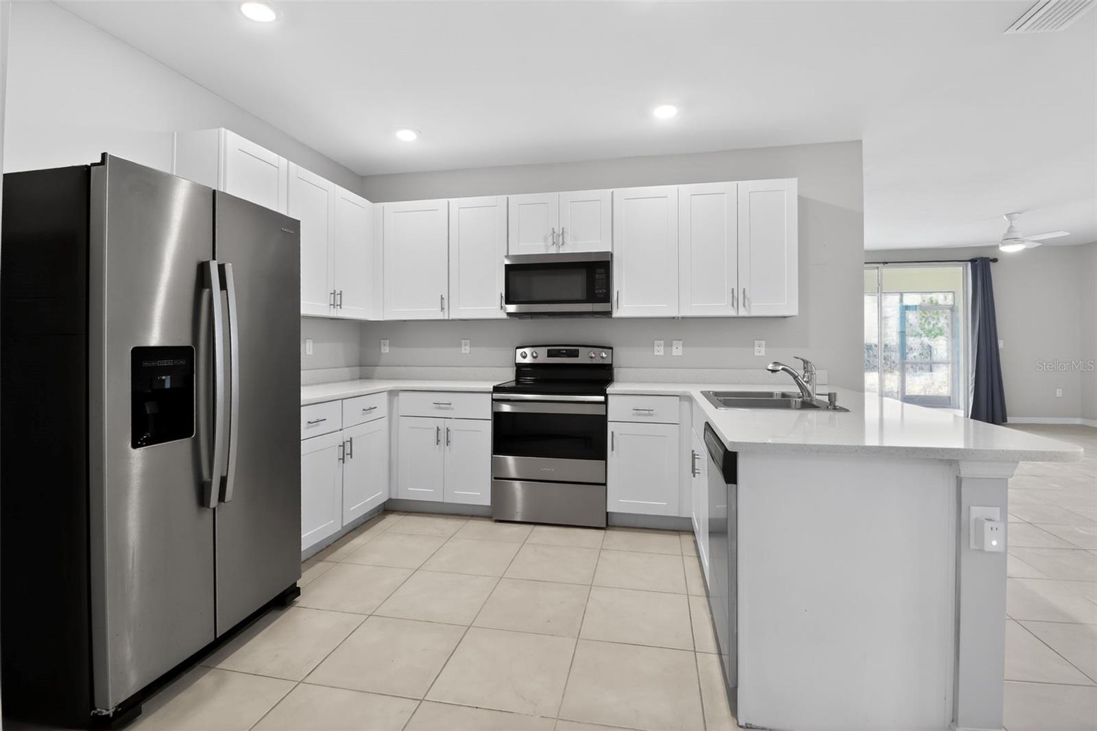 25152 E LENOX CIR, PUNTA GORDA, FL — photo 9