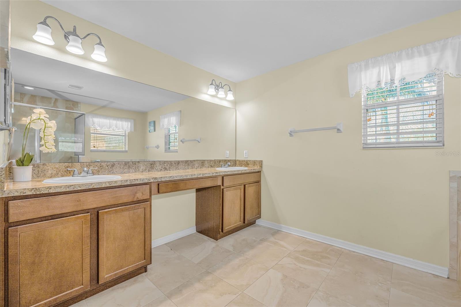 521 VISTA RIDGE DR, RUSKIN, FL — photo 46