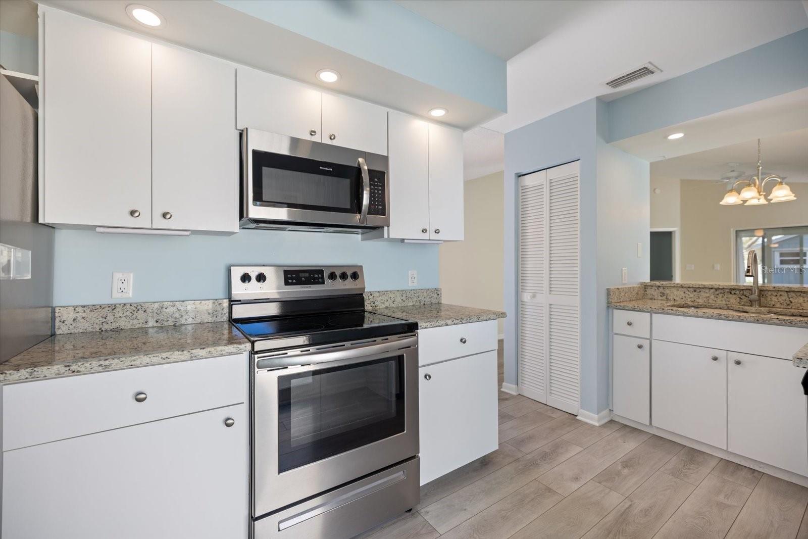 856 CHATHAM DR #856, VENICE, FL — photo 5