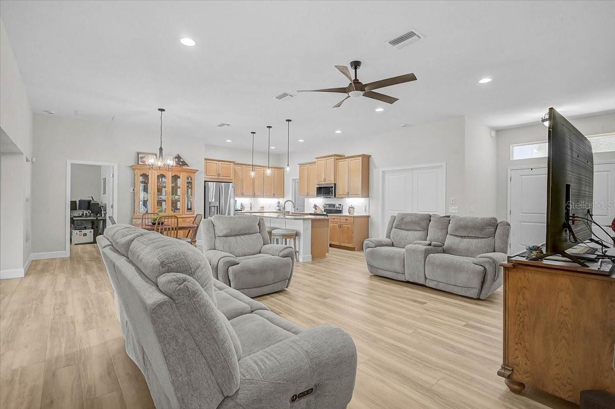 4109 N CRANBERRY BLVD, NORTH PORT, FL — photo 13