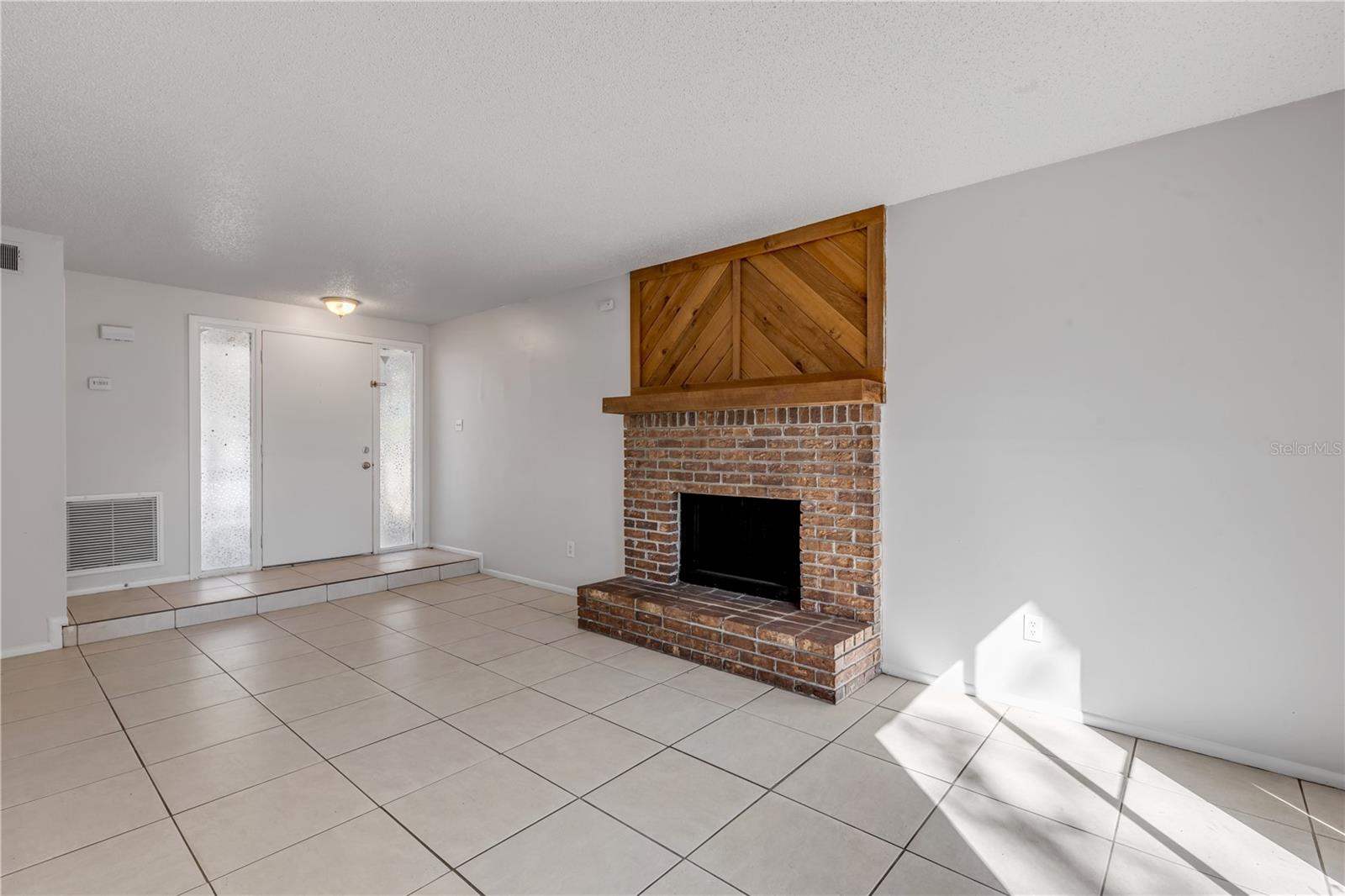 1124 MILL RUN CIR, APOPKA, FL — photo 3