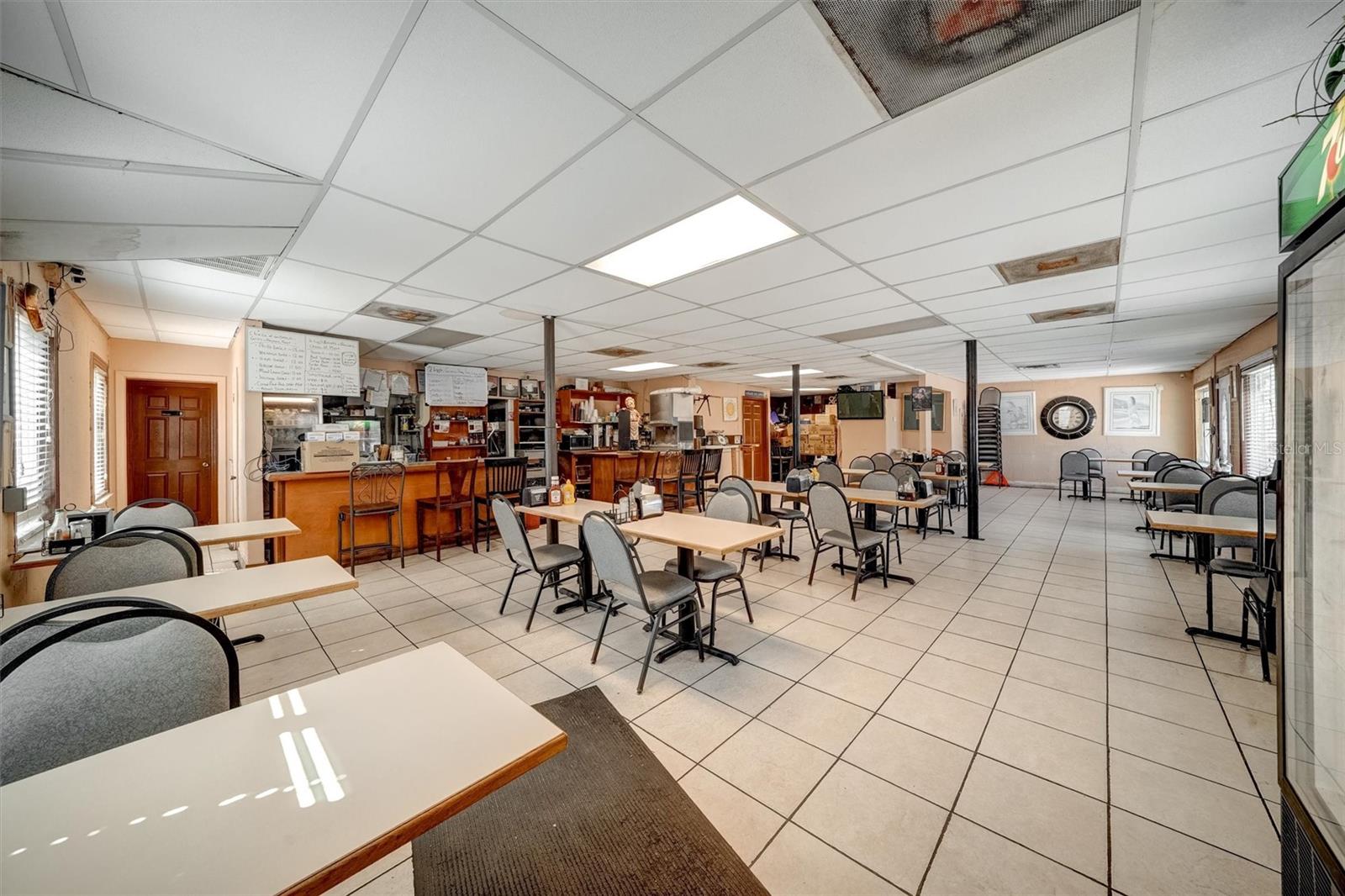 5202 N NEBRASKA AVE E, TAMPA, FL — photo 4
