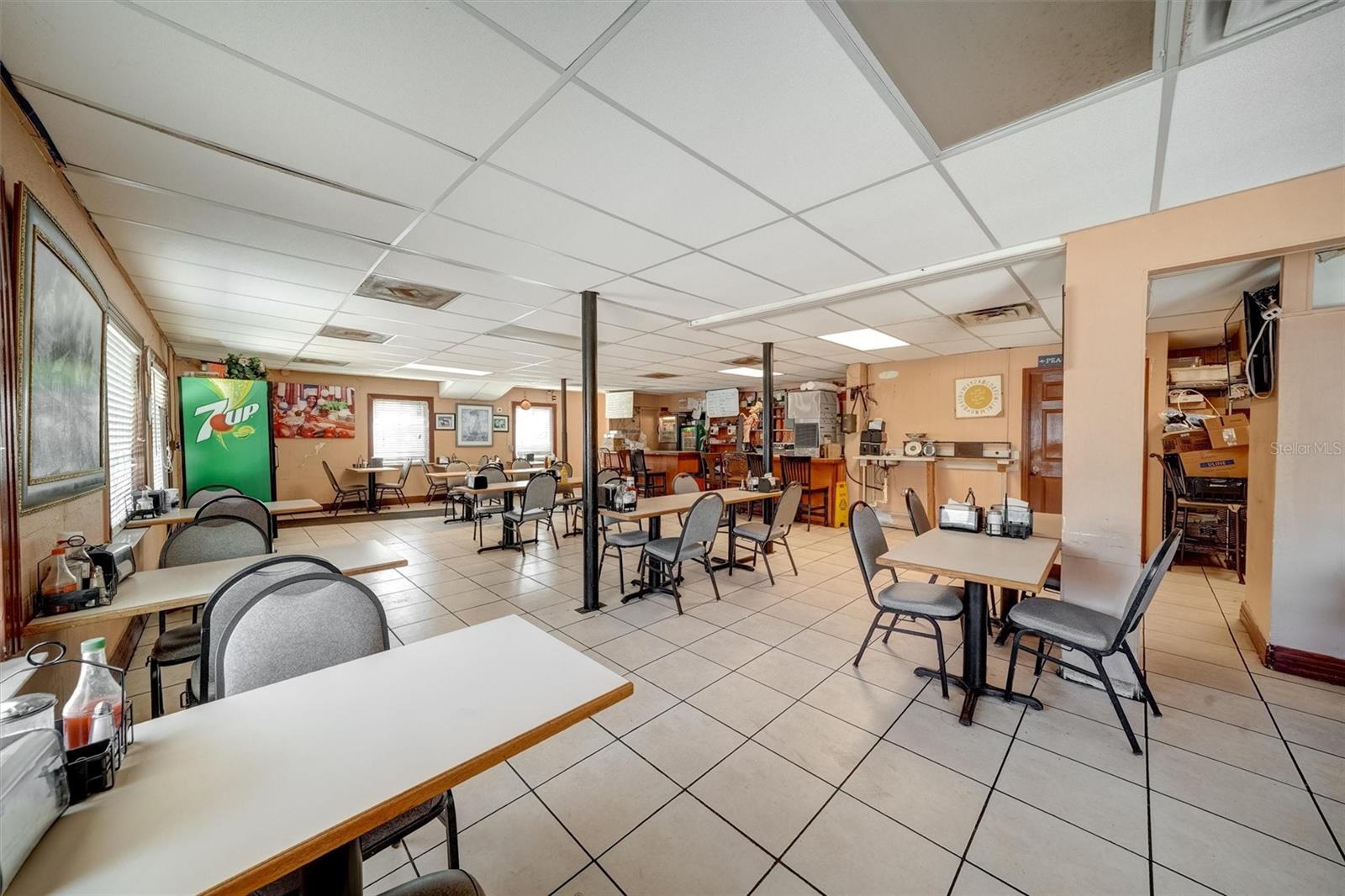 5202 N NEBRASKA AVE E, TAMPA, FL — photo 7