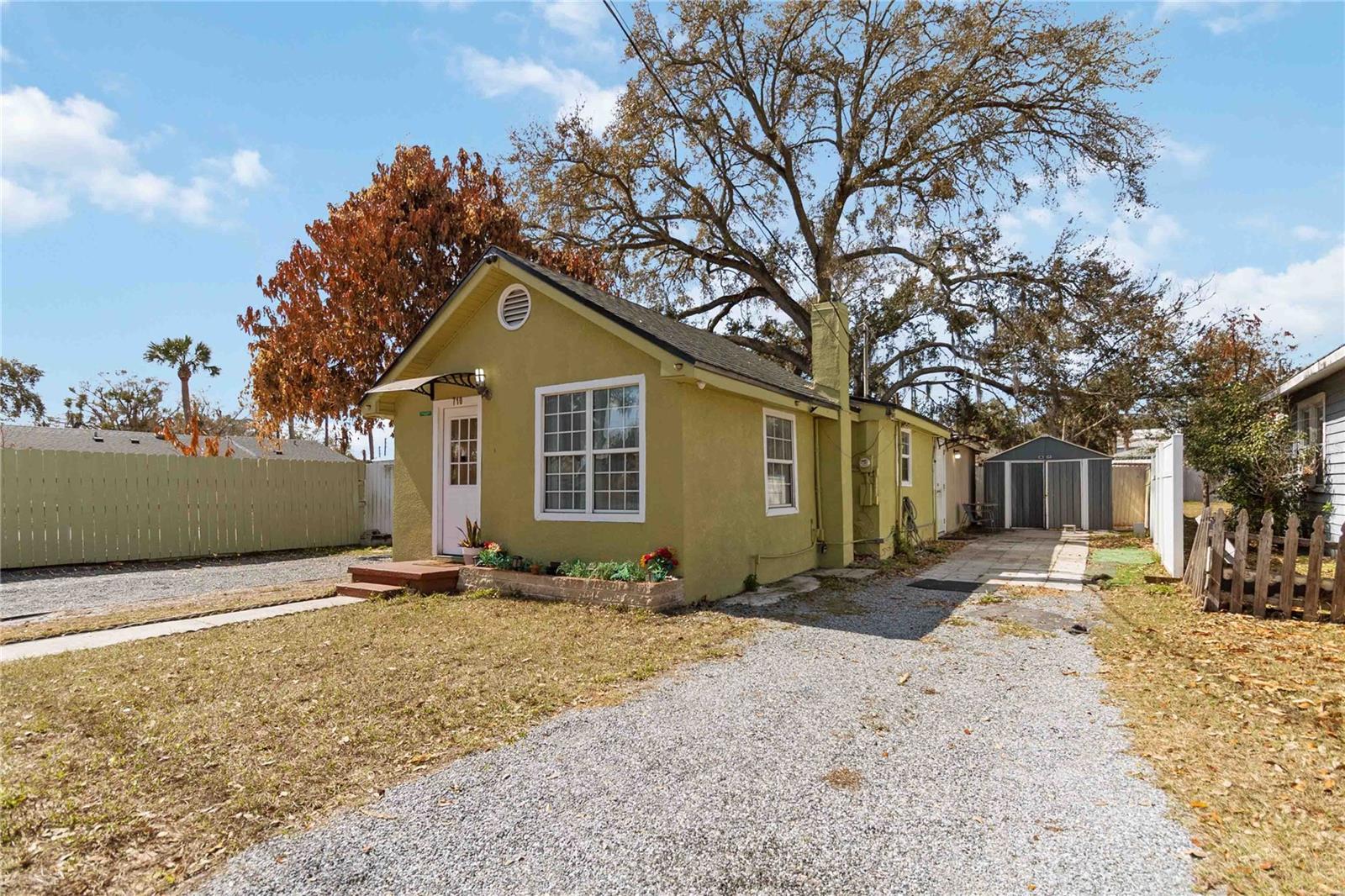 710 BAY ST, KISSIMMEE, FL — photo 2