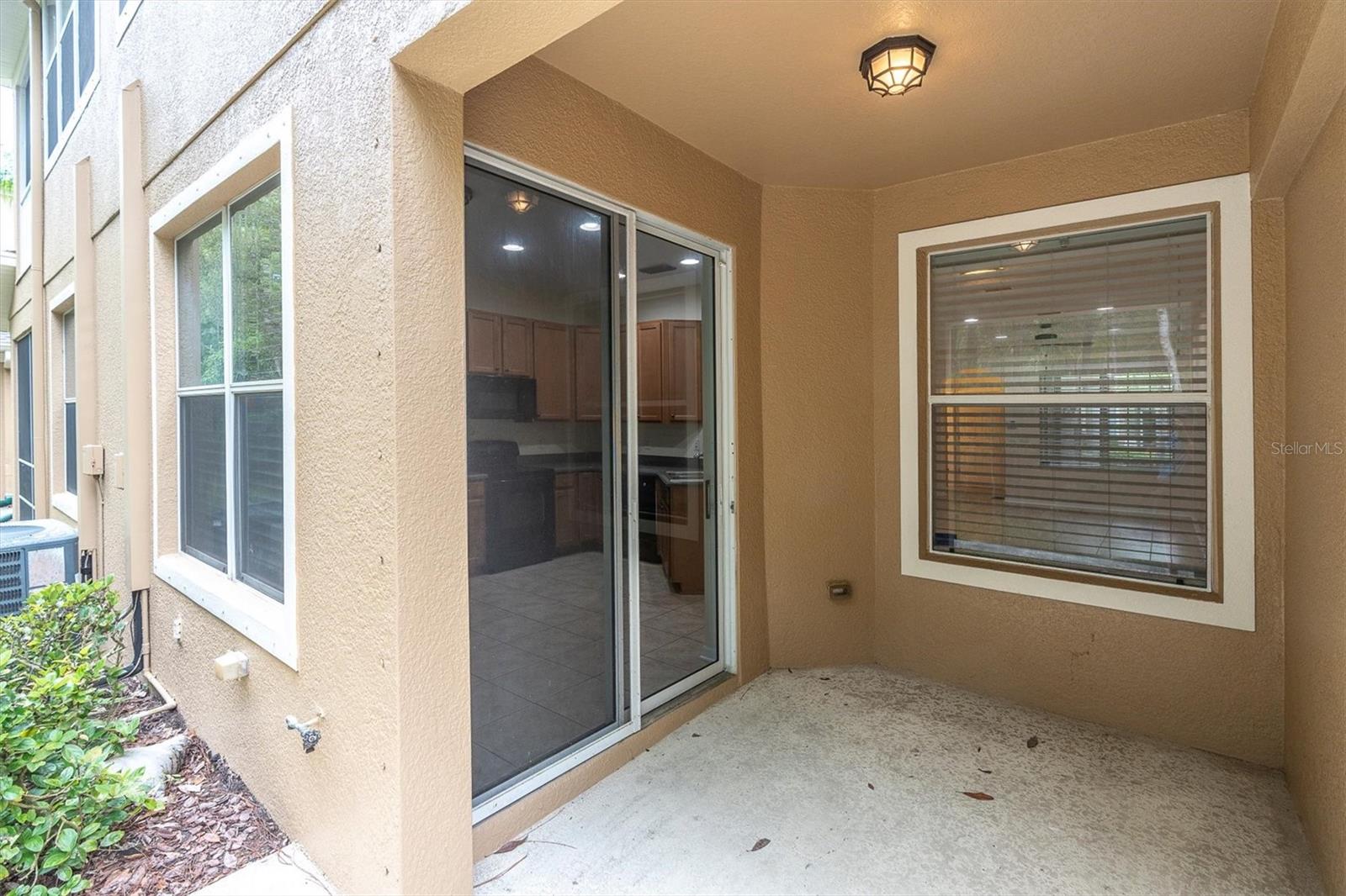 12660 SILVERDALE ST, TAMPA, FL — photo 41