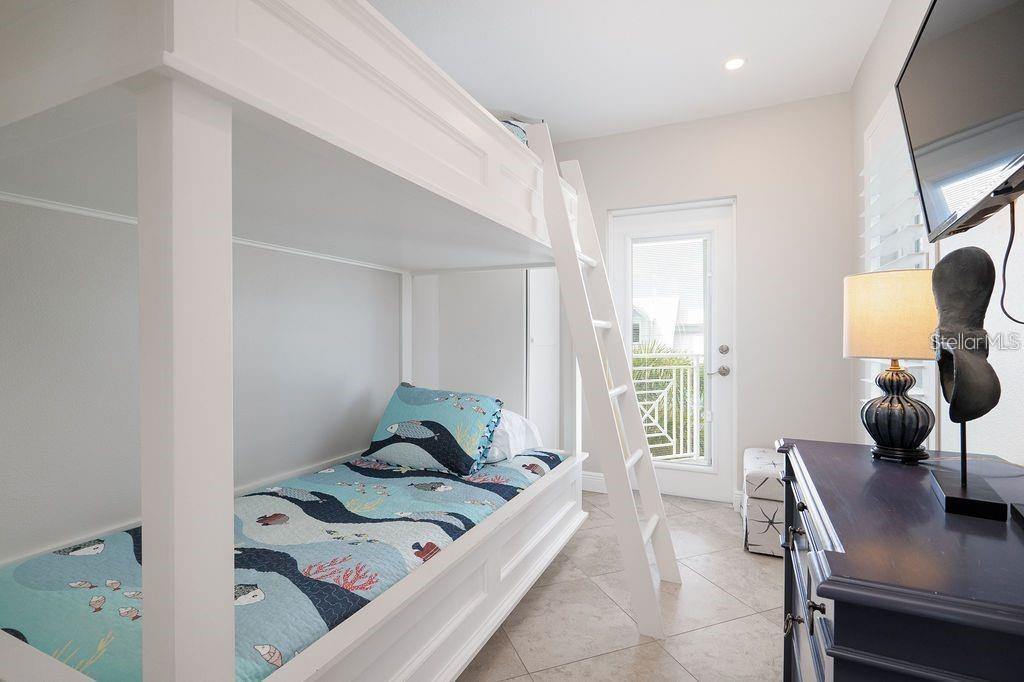 130 50TH ST, HOLMES BEACH, FL — photo 22