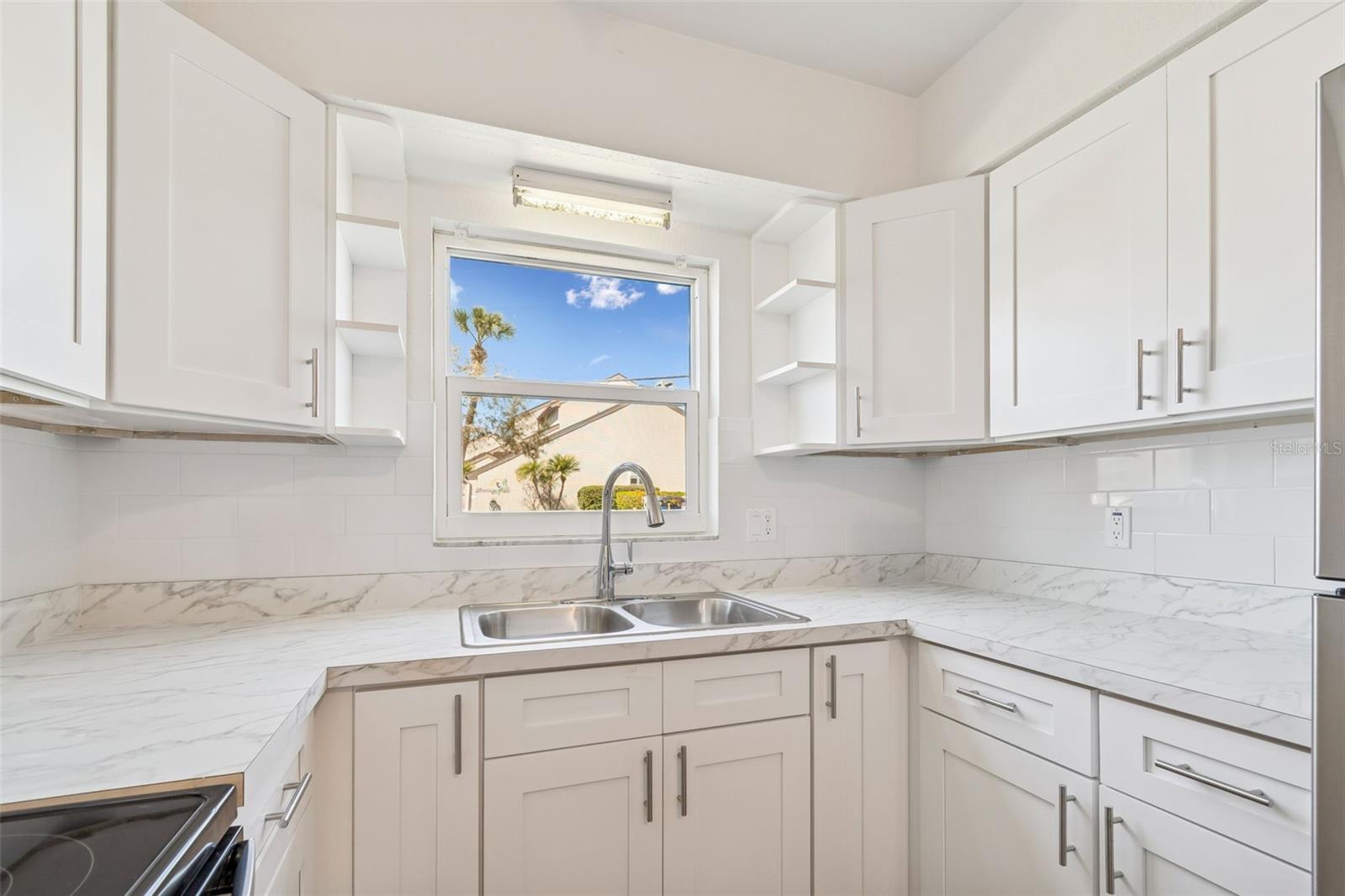 4565 DUHME RD #101, ST PETERSBURG, FL — photo 8