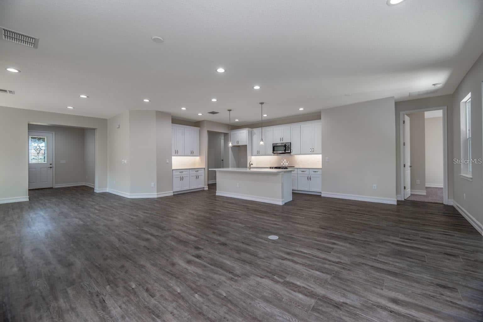 8340 NW 17TH CIR, OCALA, FL — photo 4