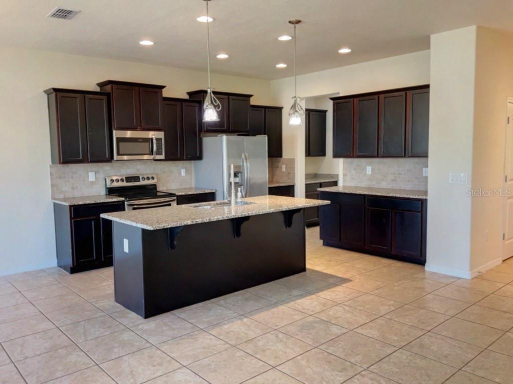 4058 BROOKSHIRE CIR, EUSTIS, FL — photo 9