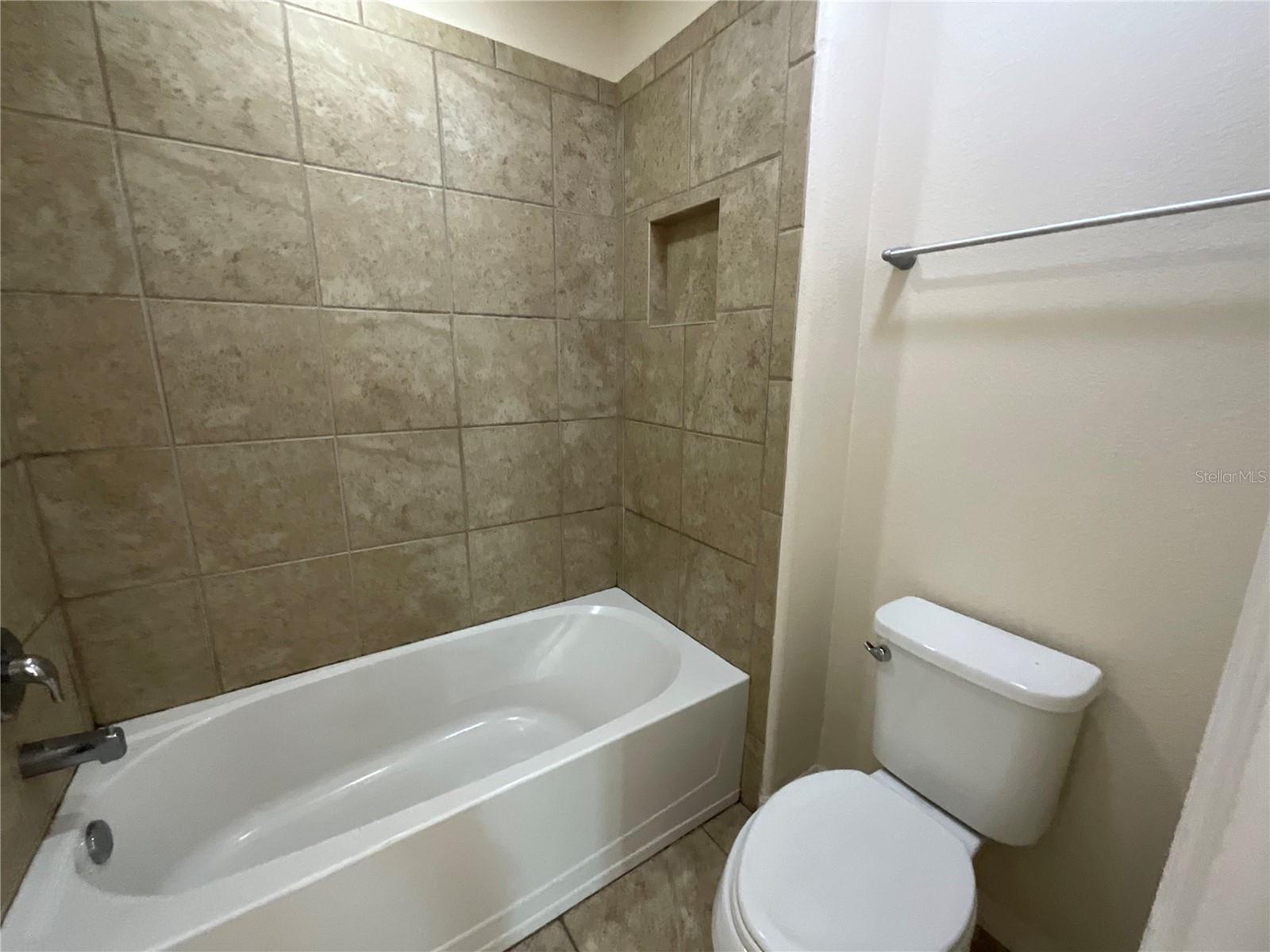 4058 BROOKSHIRE CIR, EUSTIS, FL — photo 32