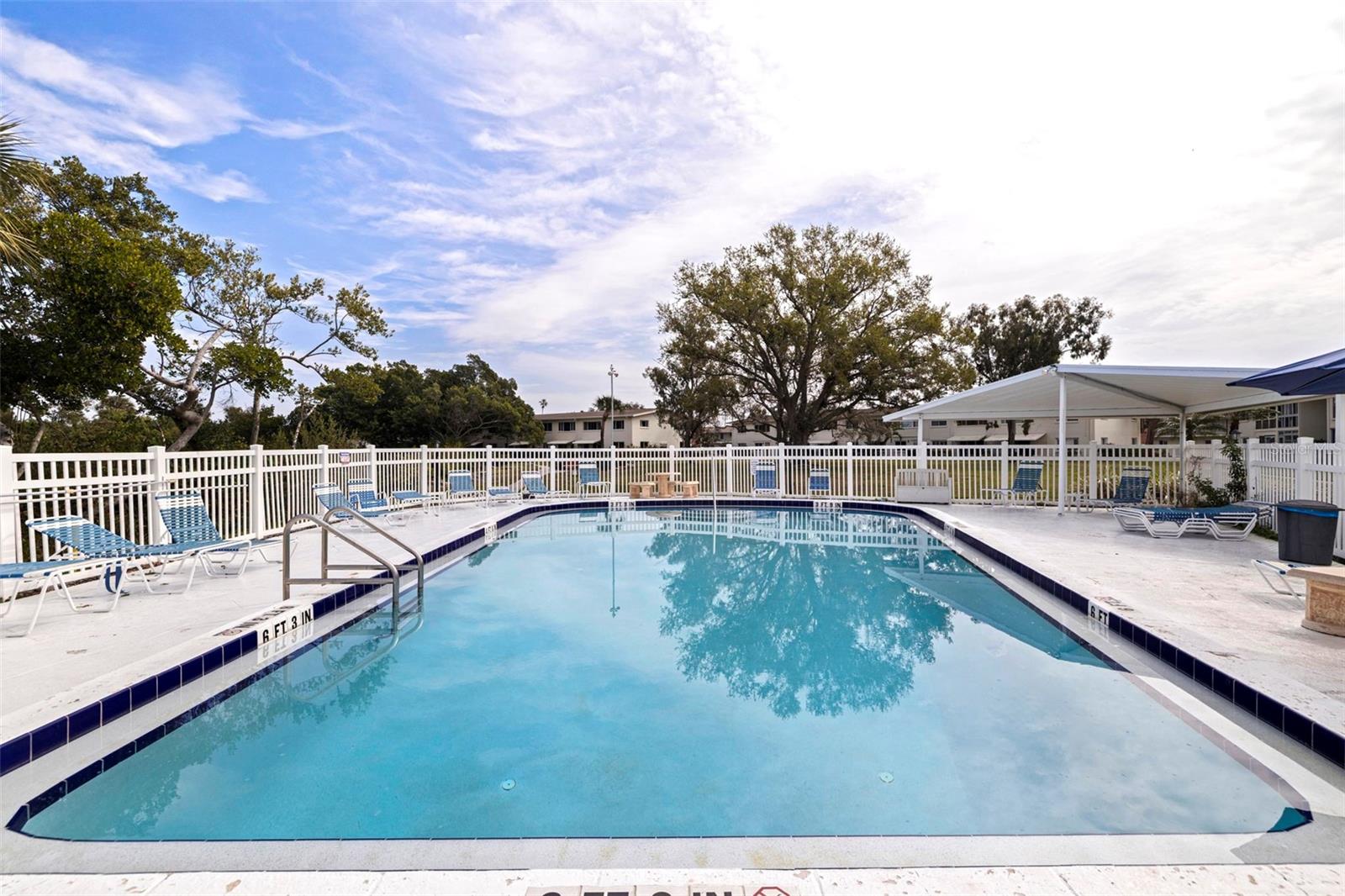 4480 OVERLOOK DR NE #10, ST PETERSBURG, FL — photo 2
