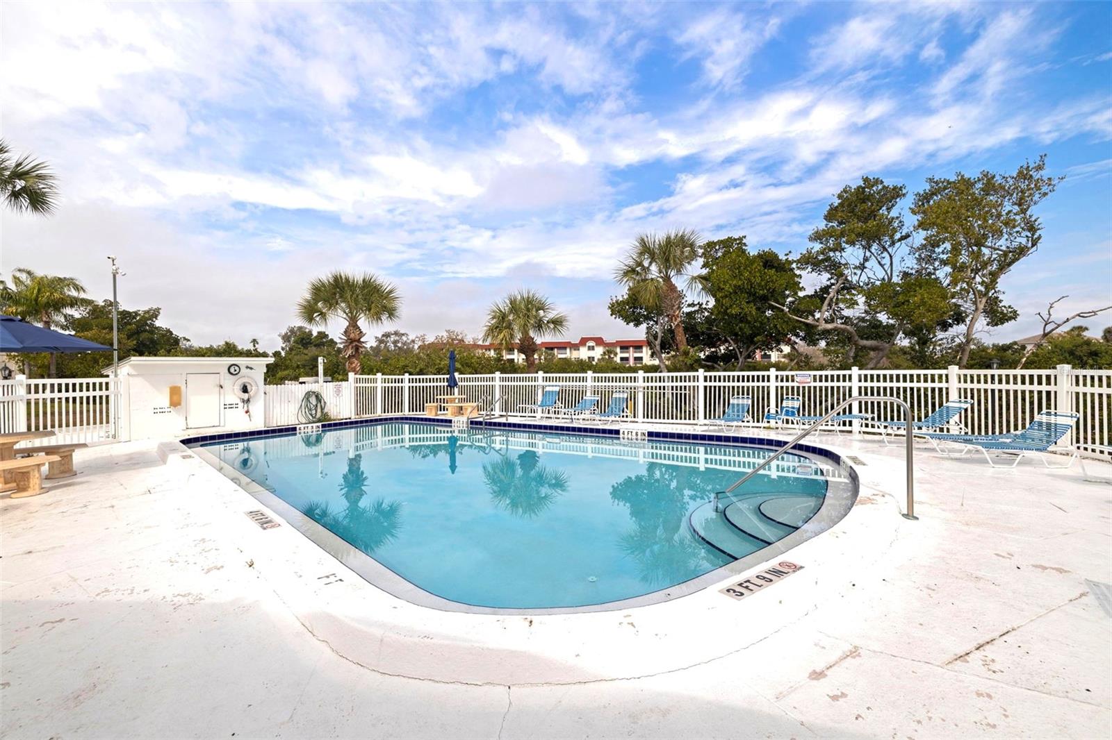 4480 OVERLOOK DR NE #10, ST PETERSBURG, FL — photo 13