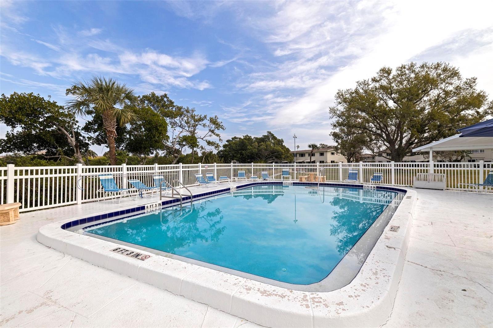 4480 OVERLOOK DR NE #10, ST PETERSBURG, FL — photo 14