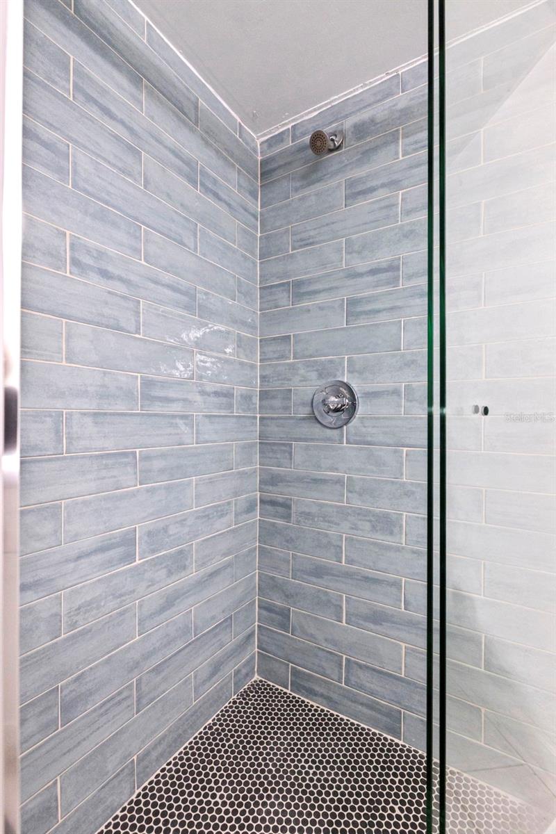4480 OVERLOOK DR NE #10, ST PETERSBURG, FL — photo 27