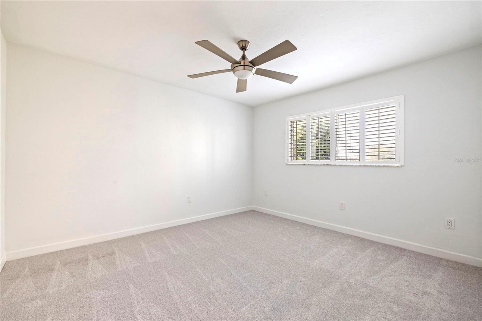 4480 OVERLOOK DR NE #10, ST PETERSBURG, FL — photo 30