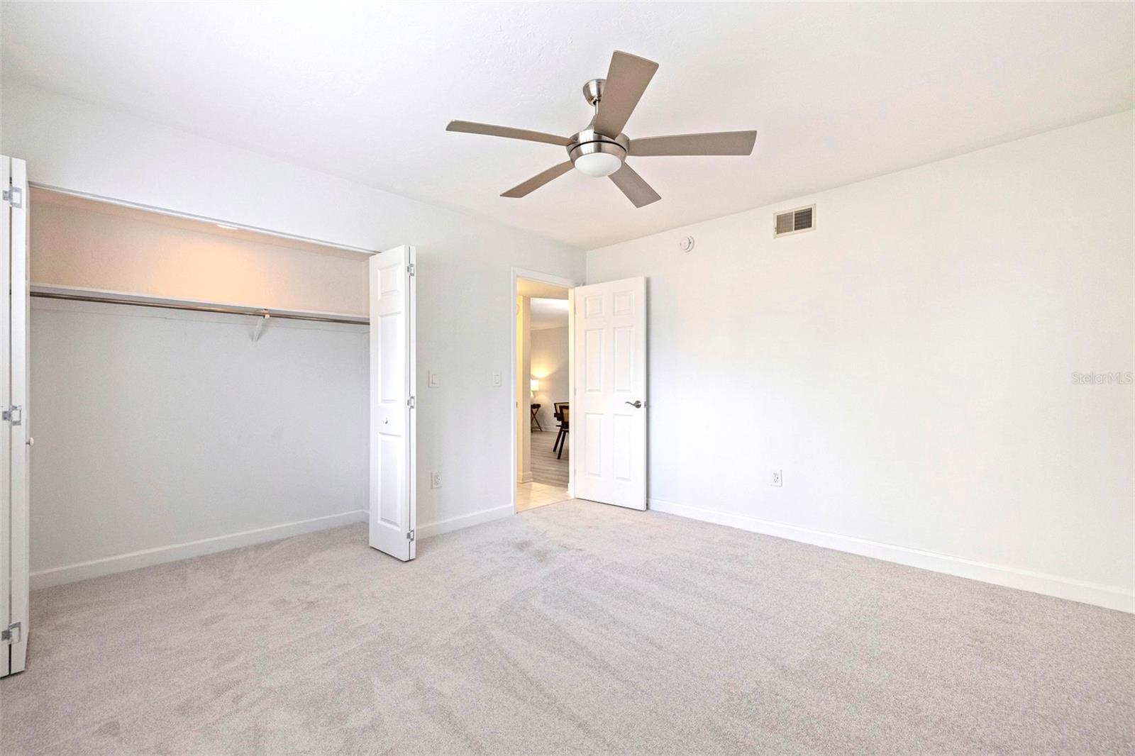 4480 OVERLOOK DR NE #10, ST PETERSBURG, FL — photo 31