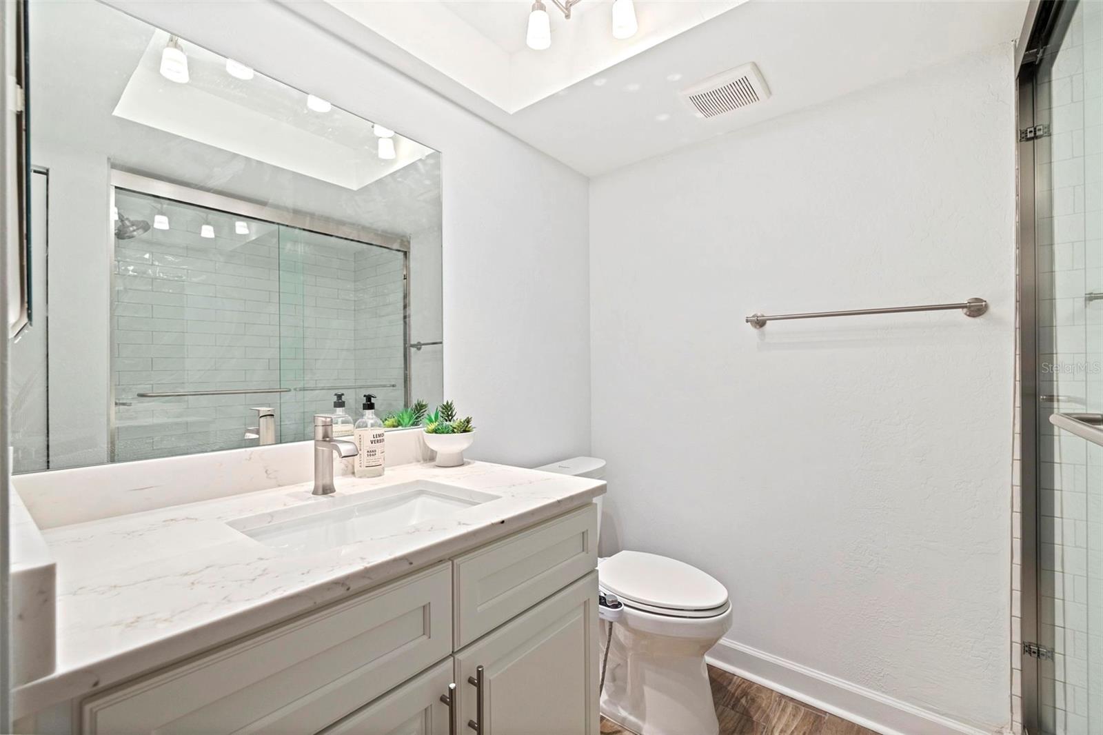 4480 OVERLOOK DR NE #12, ST PETERSBURG, FL — photo 9