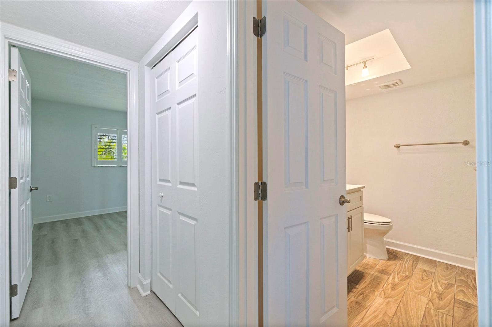 4480 OVERLOOK DR NE #12, ST PETERSBURG, FL — photo 15