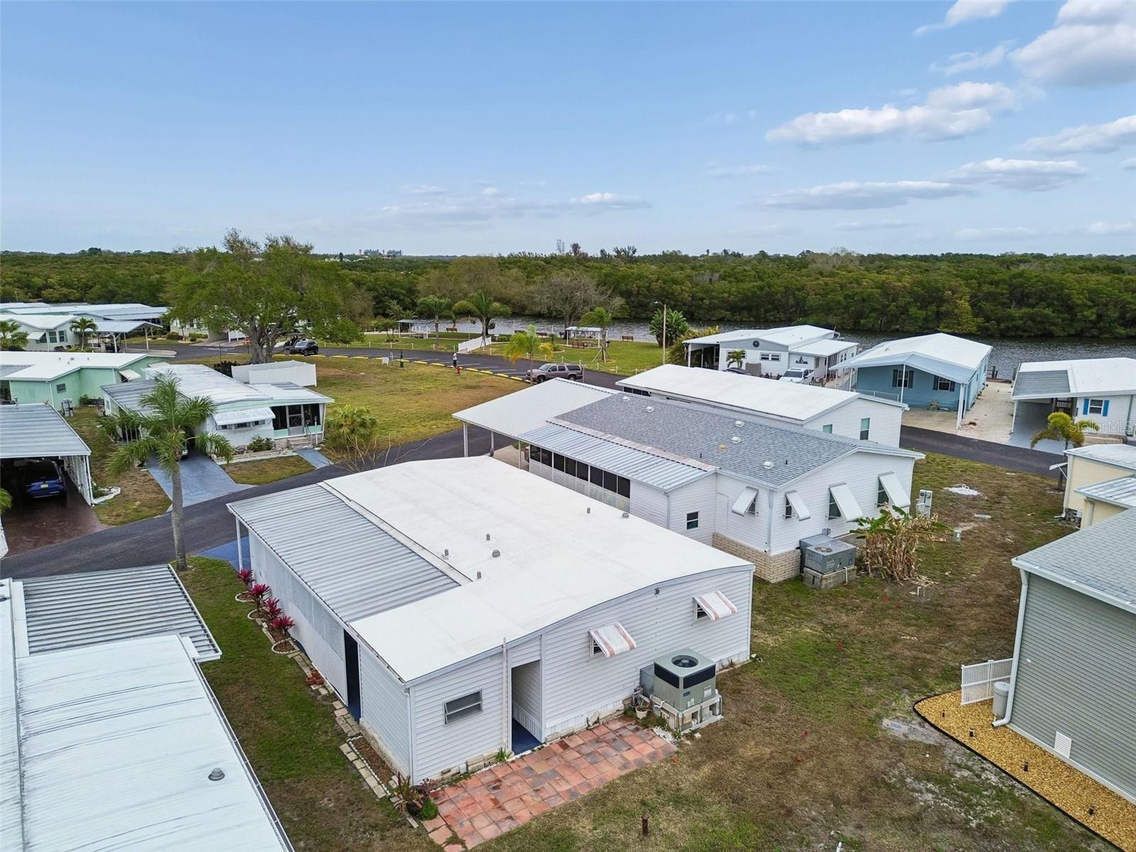 678 MOUNT MADISON AVE NE #661, ST PETERSBURG, FL — photo 46