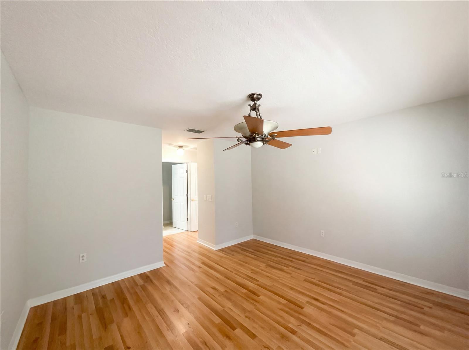 396 GRAND CANAL DR, KISSIMMEE, FL — photo 11