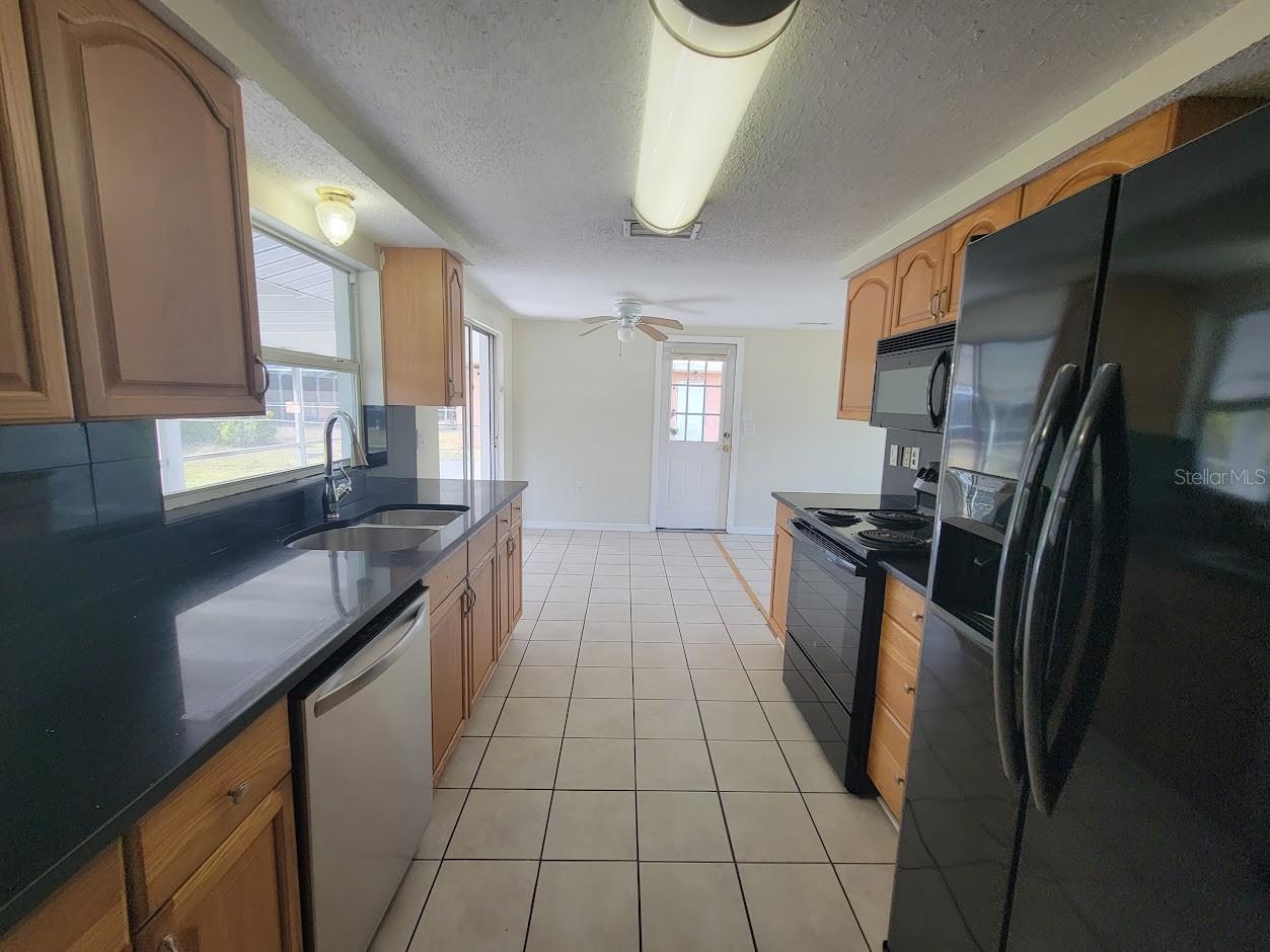 22353 BUFFALO AVE, PORT CHARLOTTE, FL — photo 6