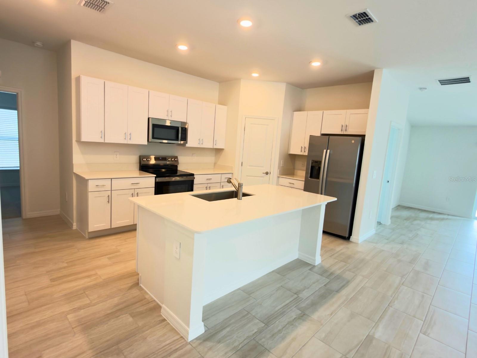 2318 ALLIUM ROSEUM LN, PLANT CITY, FL — photo 10