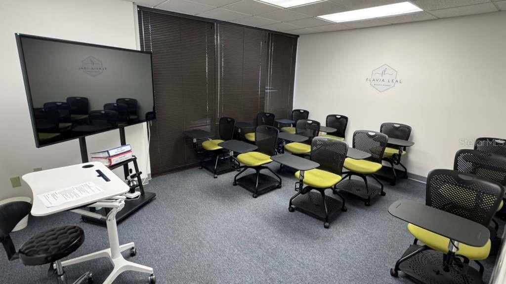 7600 SOUTHLAND BLVD #102, ORLANDO, FL — photo 9
