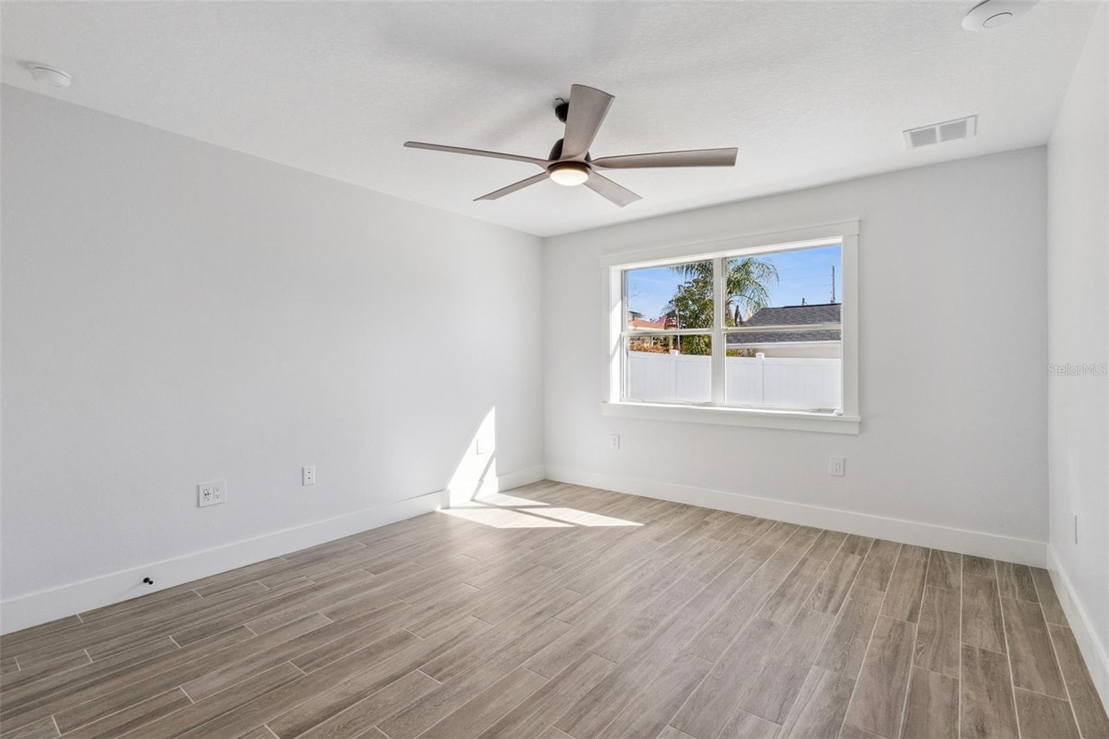 118 N GRANDVIEW ST, MOUNT DORA, FL — photo 42