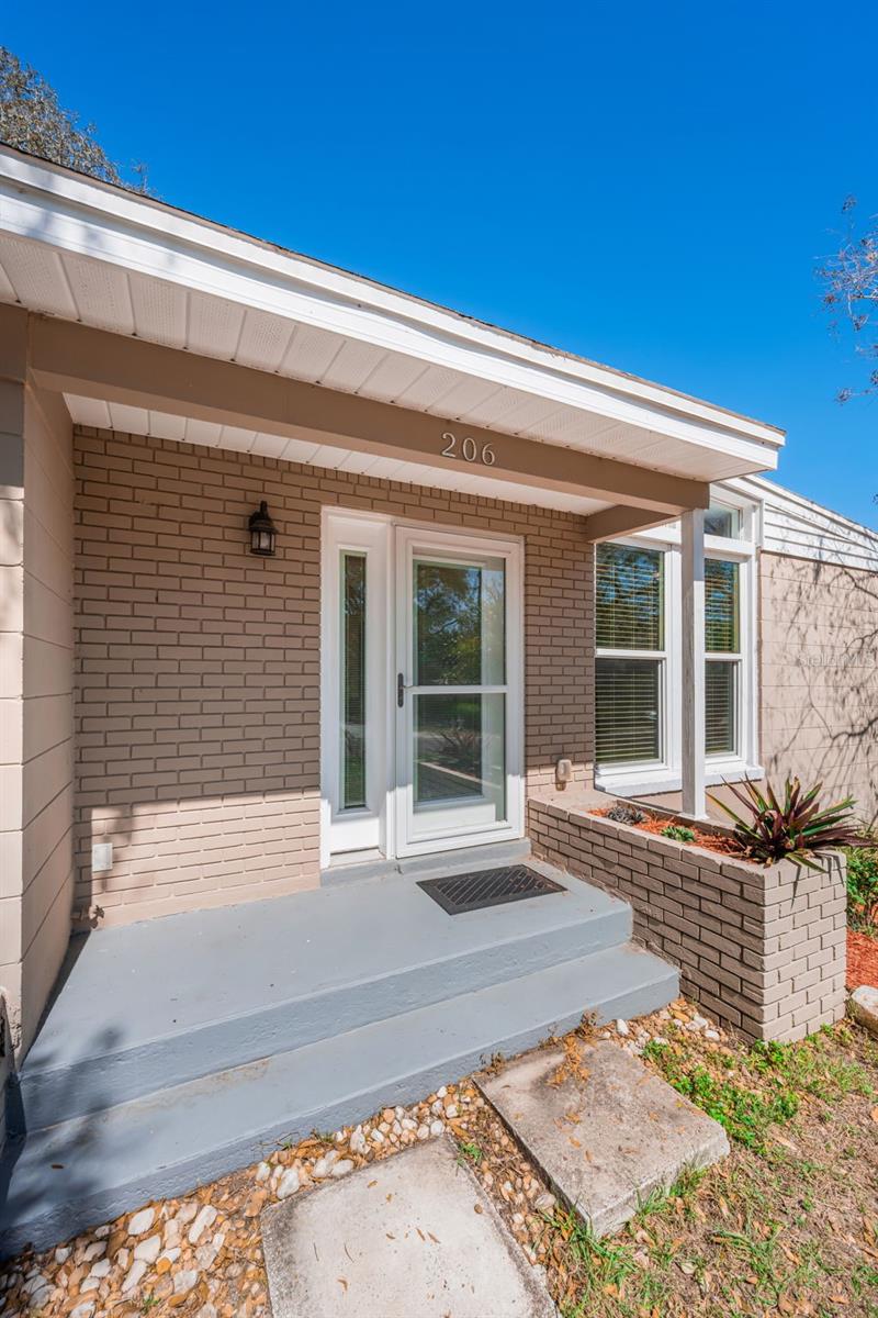 206 LINDA AVE, TEMPLE TERRACE, FL — photo 8