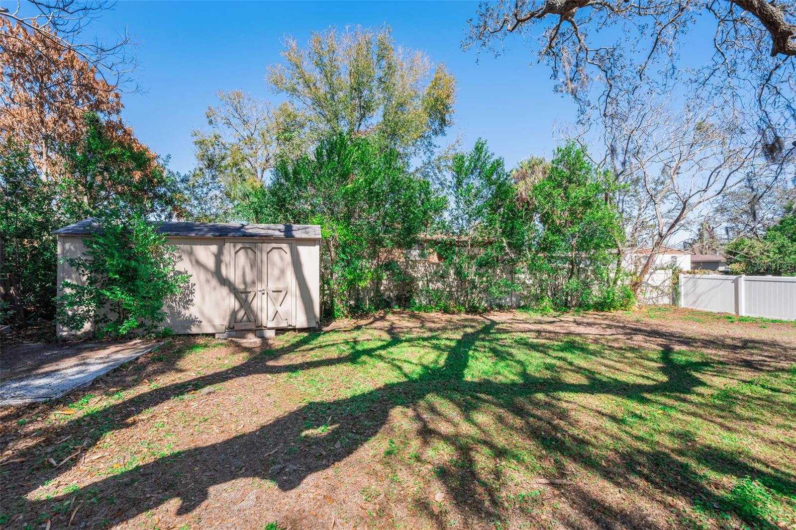 206 LINDA AVE, TEMPLE TERRACE, FL — photo 42