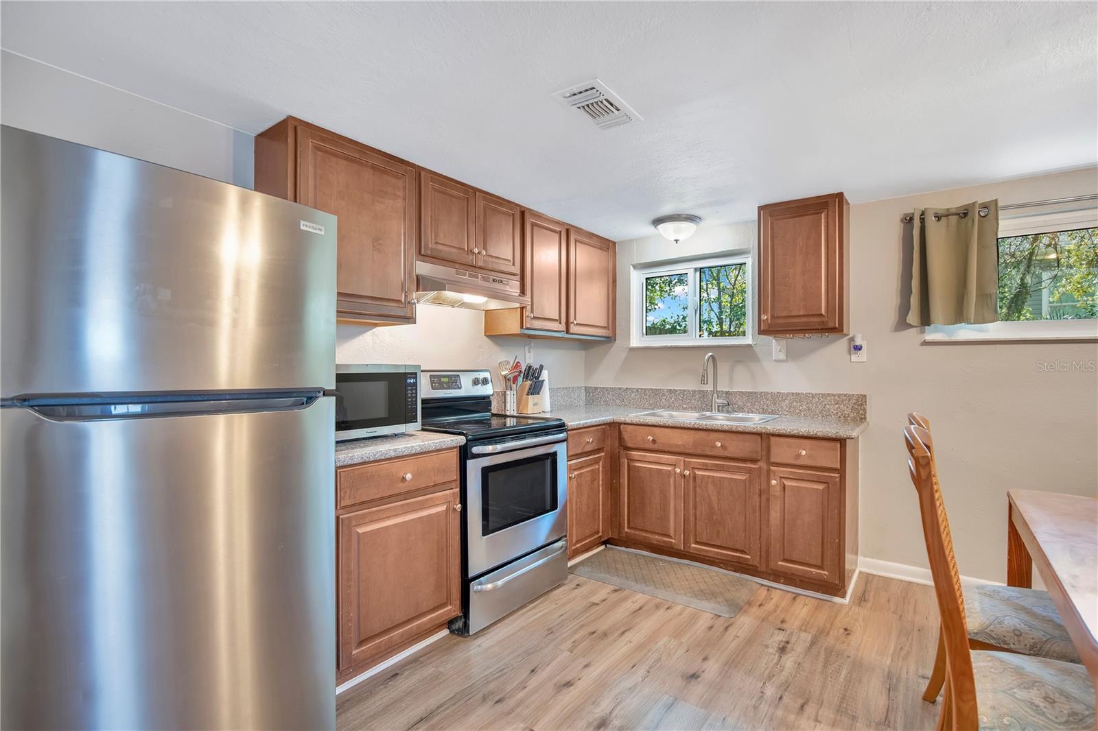 5450 ROSE AVE, ORLANDO, FL — photo 7