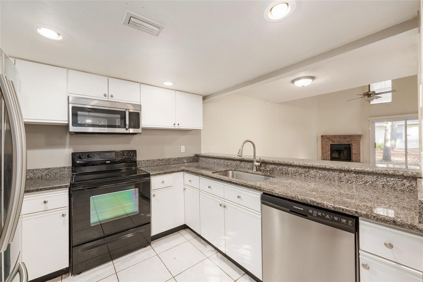 345 NW 48TH BLVD #K, GAINESVILLE, FL — photo 20