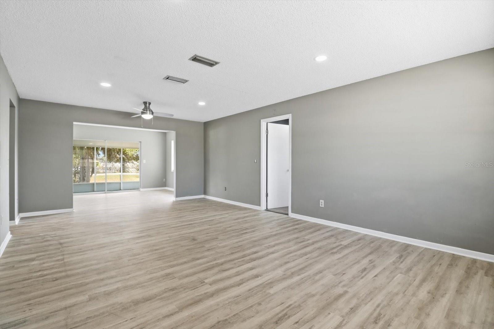 5188 WOODRIDGE LN, SPRING HILL, FL — photo 6