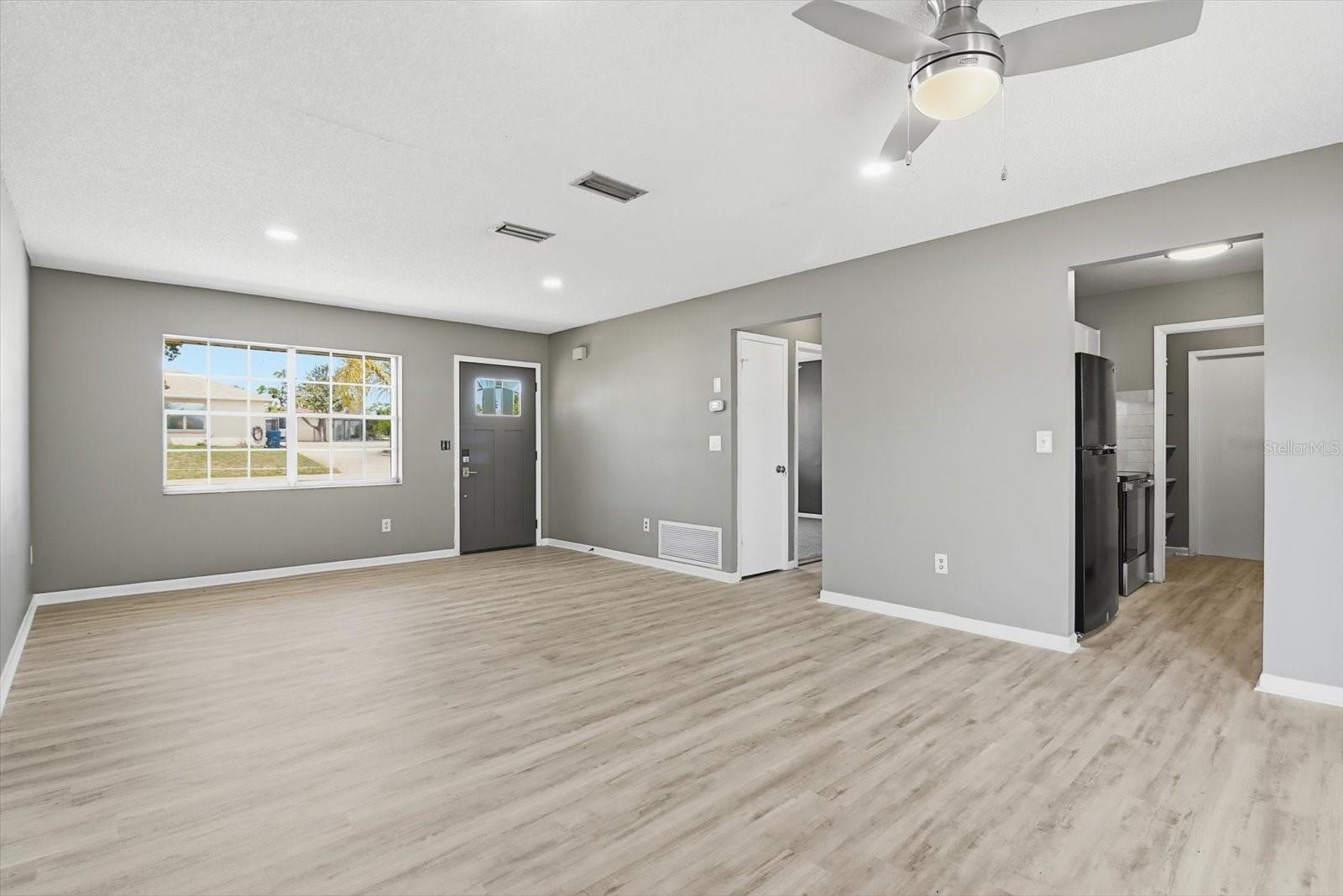 5188 WOODRIDGE LN, SPRING HILL, FL — photo 8