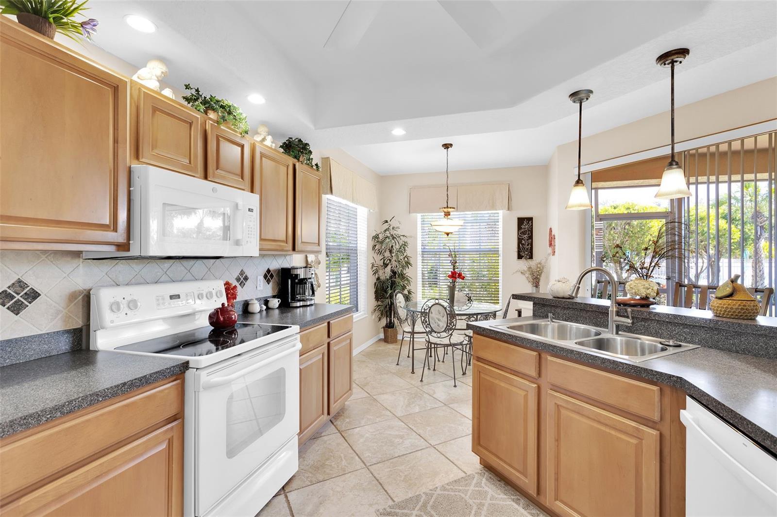 4533 CINNAMON DR #2707, SARASOTA, FL — photo 11