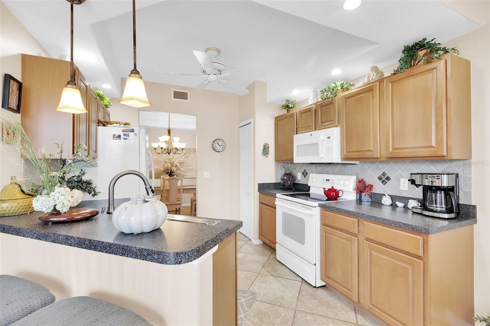 4533 CINNAMON DR #2707, SARASOTA, FL — photo 13