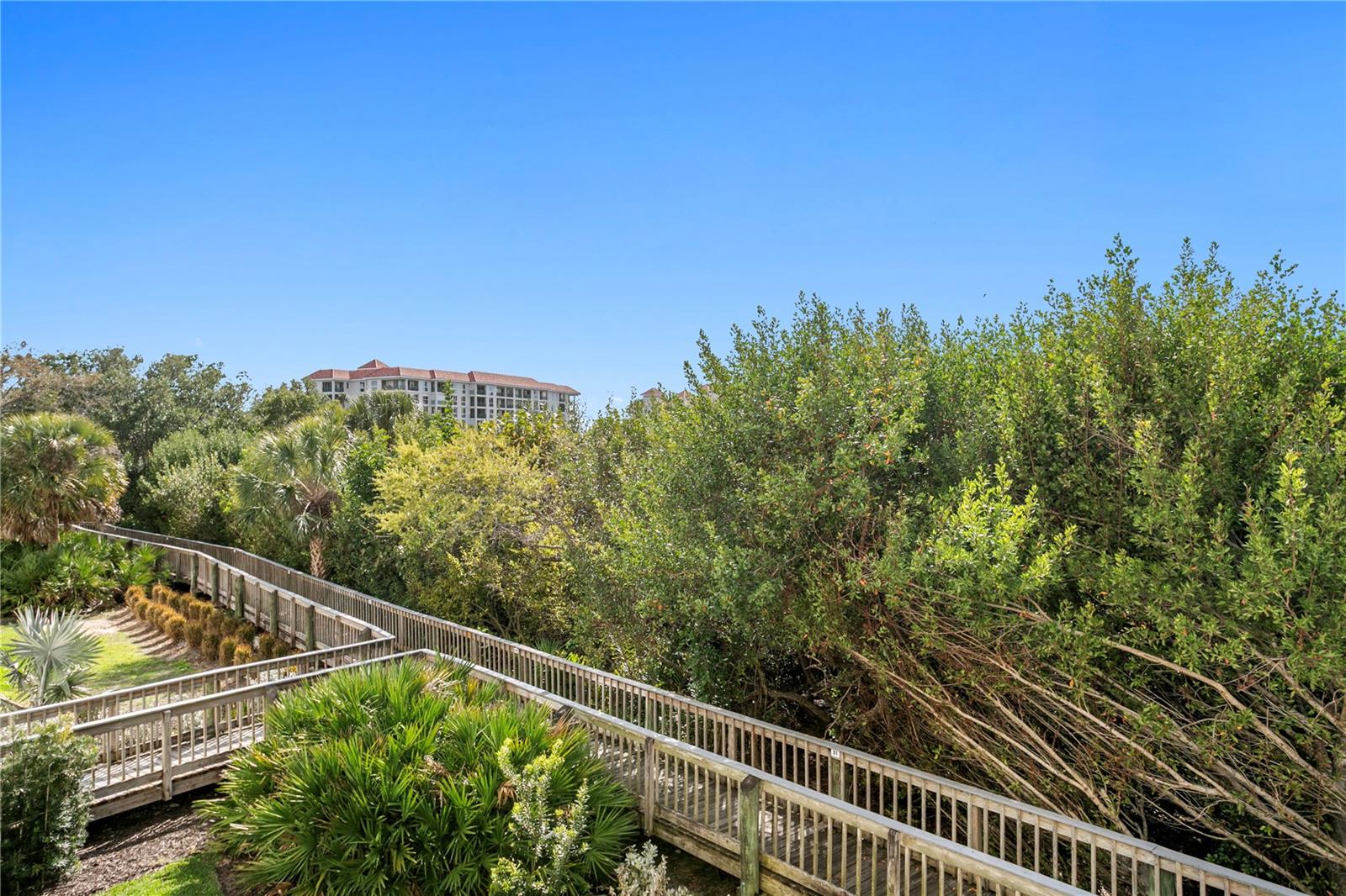 4750 DOLPHIN CAY LN S #107, ST PETERSBURG, FL — photo 42