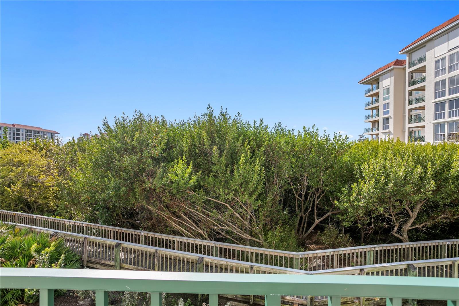 4750 DOLPHIN CAY LN S #107, ST PETERSBURG, FL — photo 43