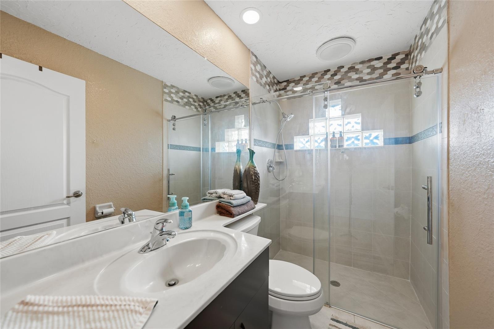 600 ROYAL POINCIANA, PUNTA GORDA, FL — photo 24