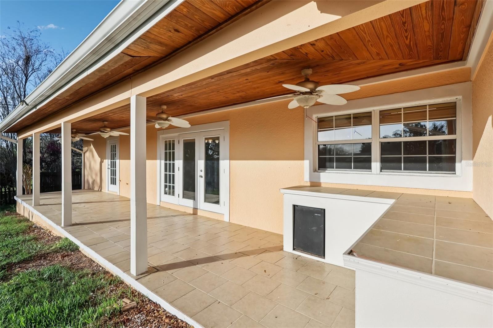 131 E PALMETTO AVE, HOWEY IN THE HILLS, FL — photo 12