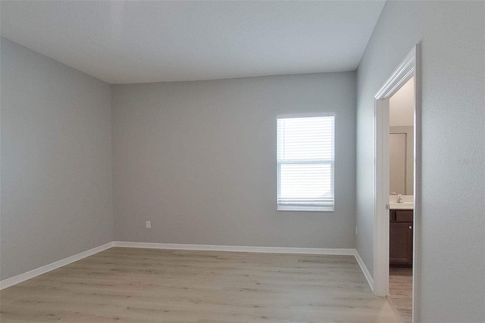30098 FEDORA CIR, BROOKSVILLE, FL — photo 10
