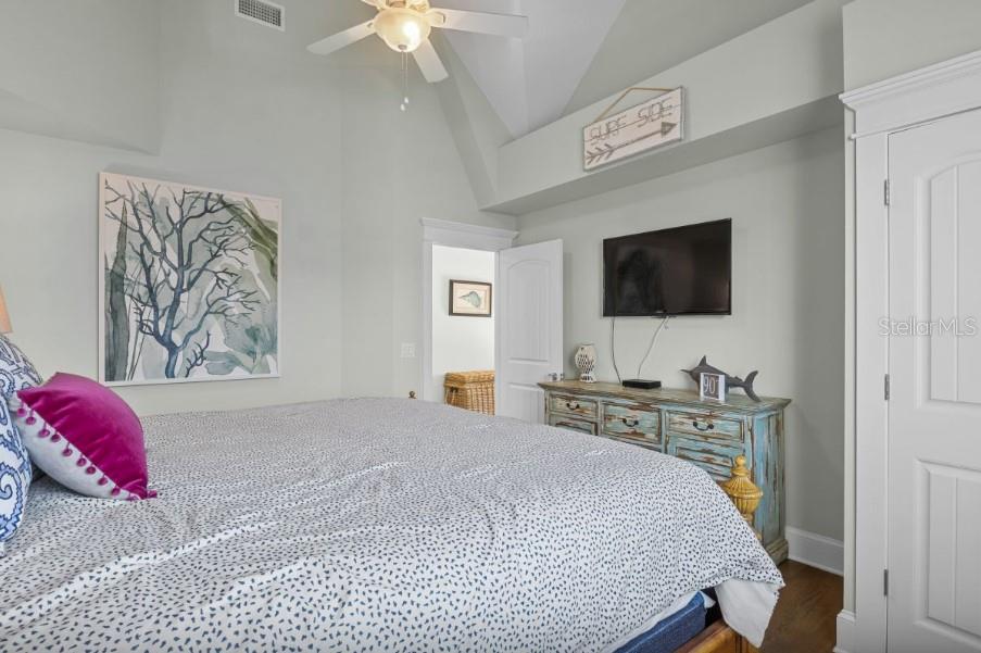 117 WILLOW AVE, ANNA MARIA, FL — photo 32