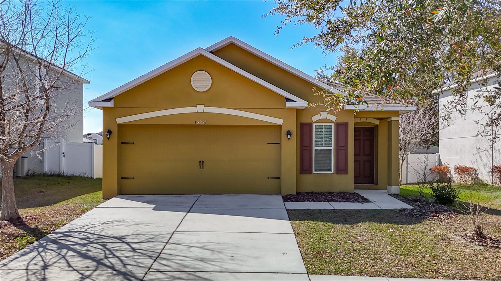13221 WATERFORD CASTLE DR, DADE CITY, FL