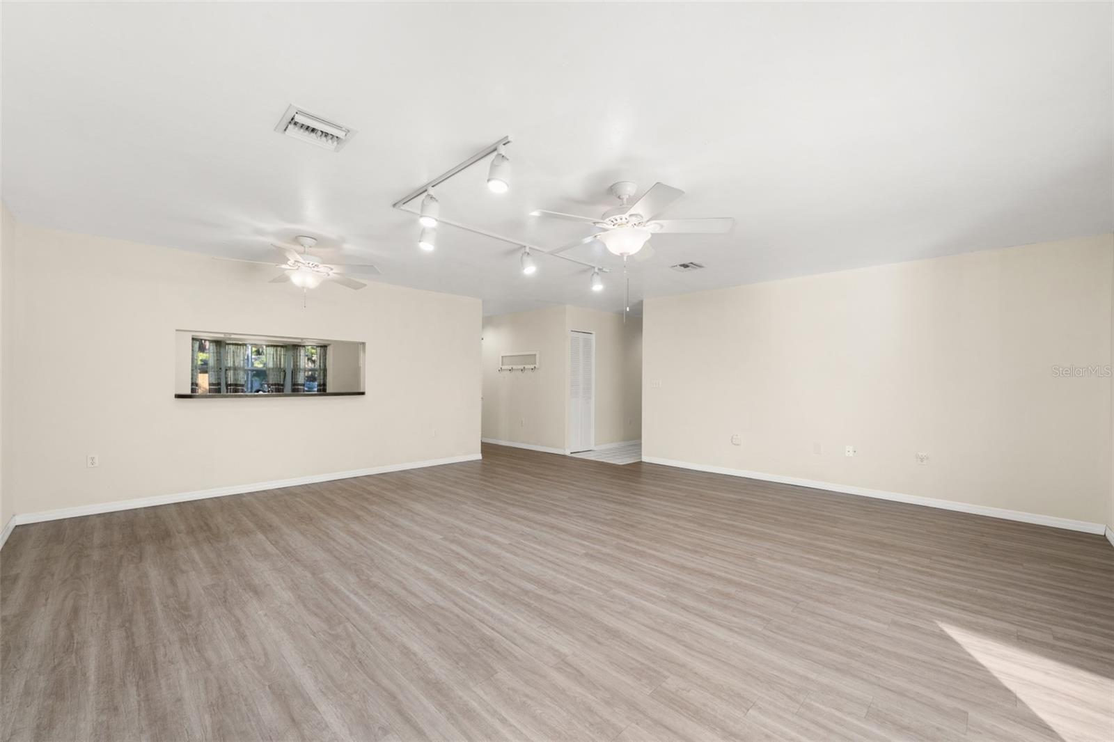 1273 WOODBURY AVE, SEBRING, FL — photo 3